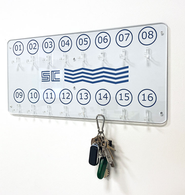 Lasercamp pannello portachiavi in plexy